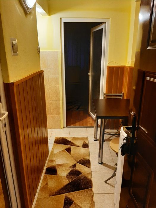Garsoniera de închiriat
