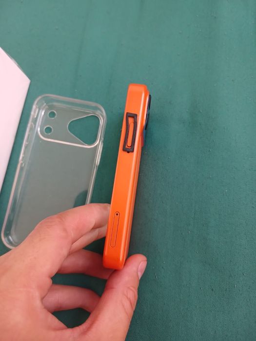 Продам цена до вечера новый Iphone 17 про мах андроид мини очень прико