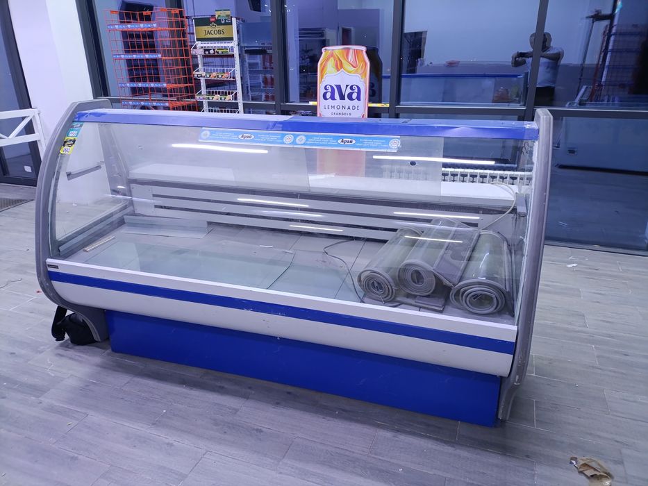 Холодильник в хорошем состаяний