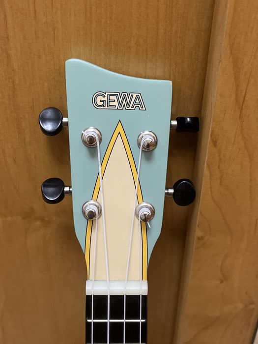 Укулеле « Gewa »