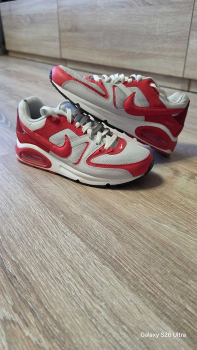 Маратонки Nike перфектно състояние