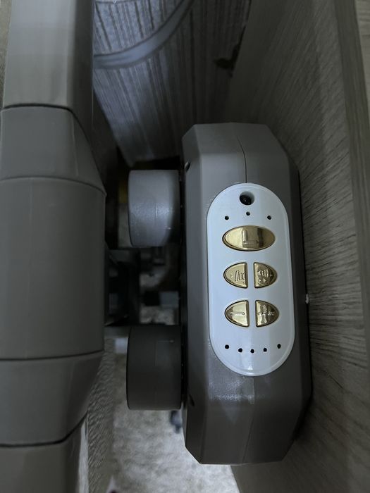 продается детский манеж-кровать