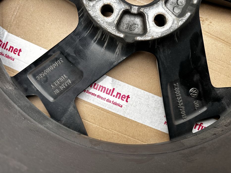 Jantă aliaj vw passat b8.cod:3g0601025.BK.