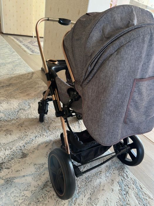 Коляска детская буу