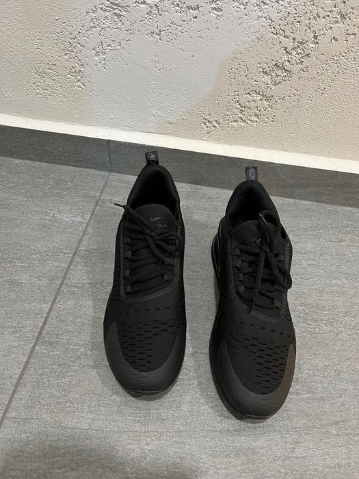 обувки Nike air 270