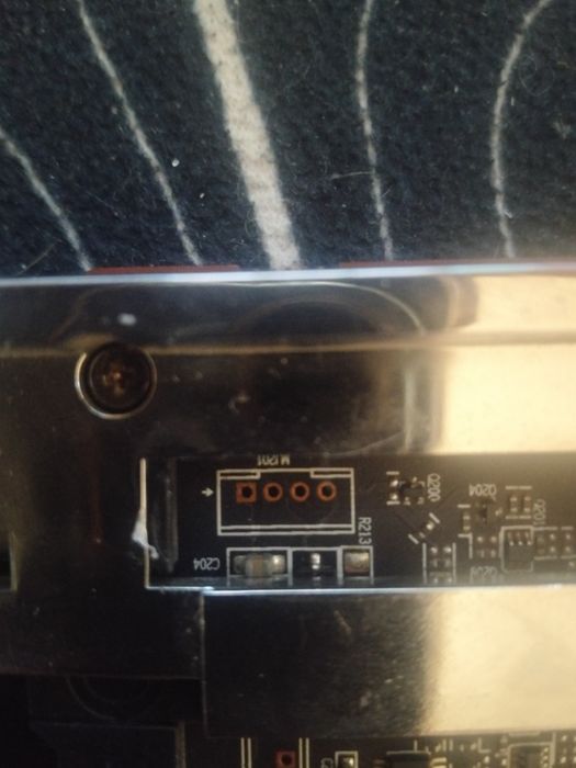 RX 5700 XT / развалено охлаждане