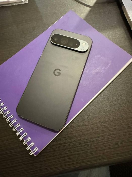 Google Pixel 9 Pro XL 16/256 GB в цвете Obsidian.