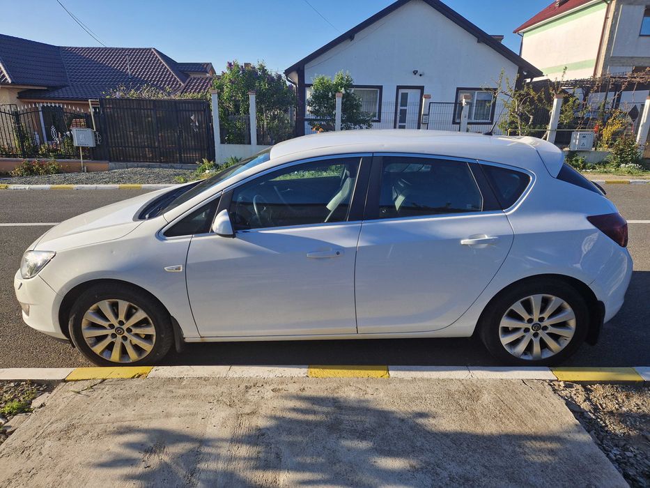 Opel Astra J 2.0 CDTI 118kw 2010