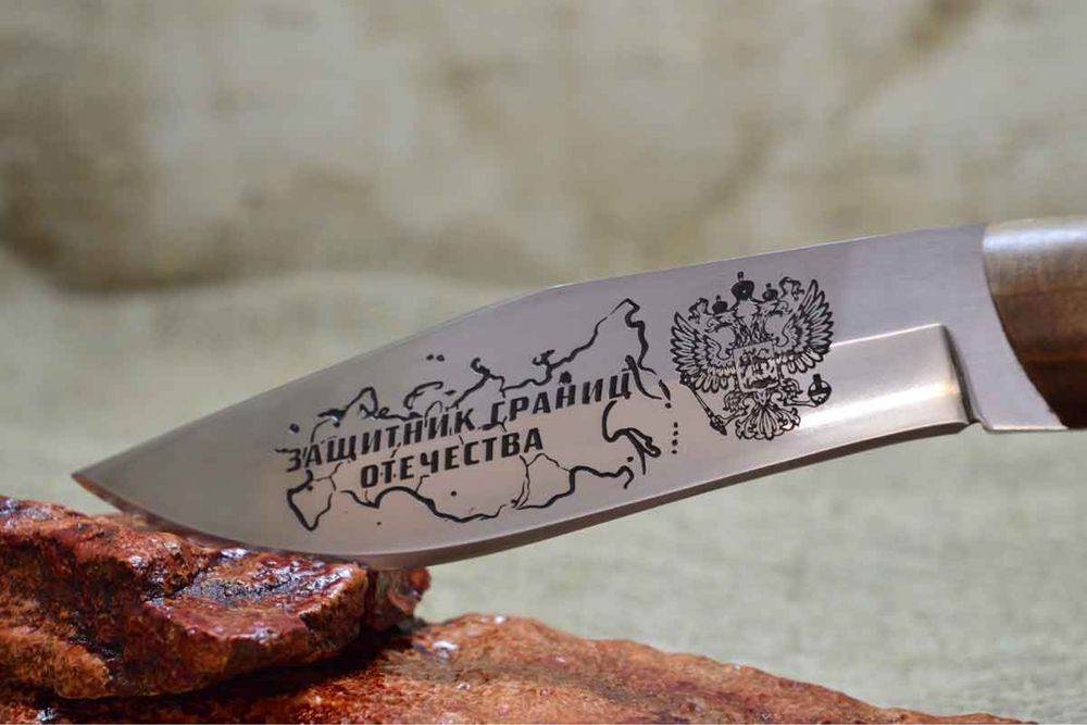 Лазерная гравировка на кожаных изделиях и на металле
