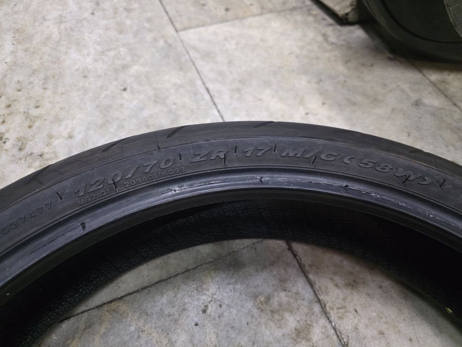 Мото гума 120 70 17 - Pirelli - DOT 2024