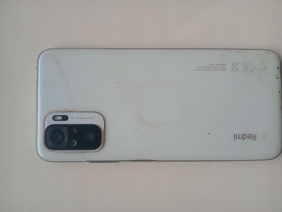 Телефон Redmi Note 10S.