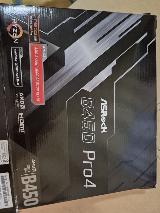 Дънна платка ASRok B450 pro 4 + Ryzen 3 2200G + 8GB RAM + 128GB NVME ssd