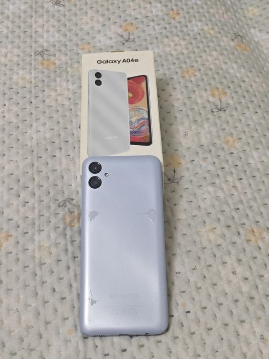 Продам смартфон Samsung Galaxy A04E