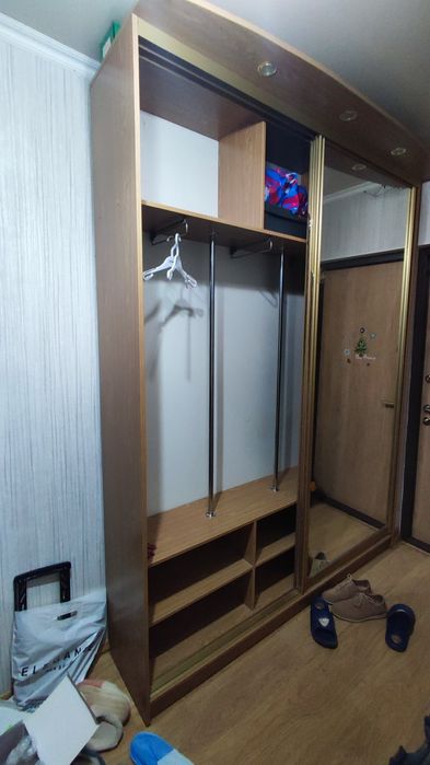 Продам шкаф купе б/у