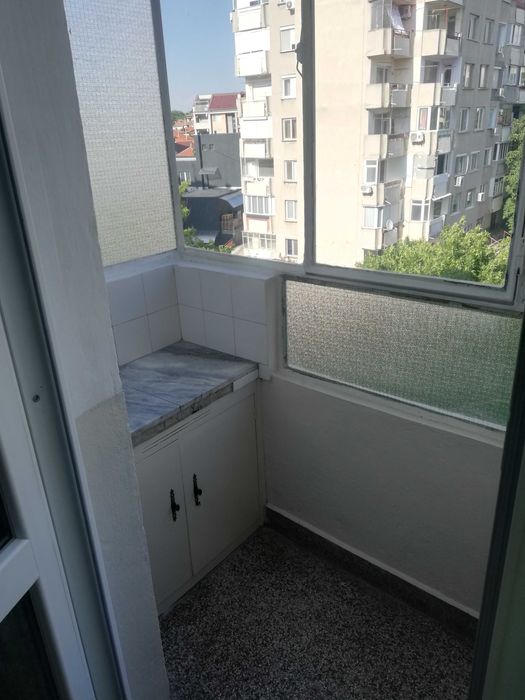Дава се под наем Двустаен апартамент в Плевен, Мара Денчева - 78 кв.м за 348.84 € - Снимка #2