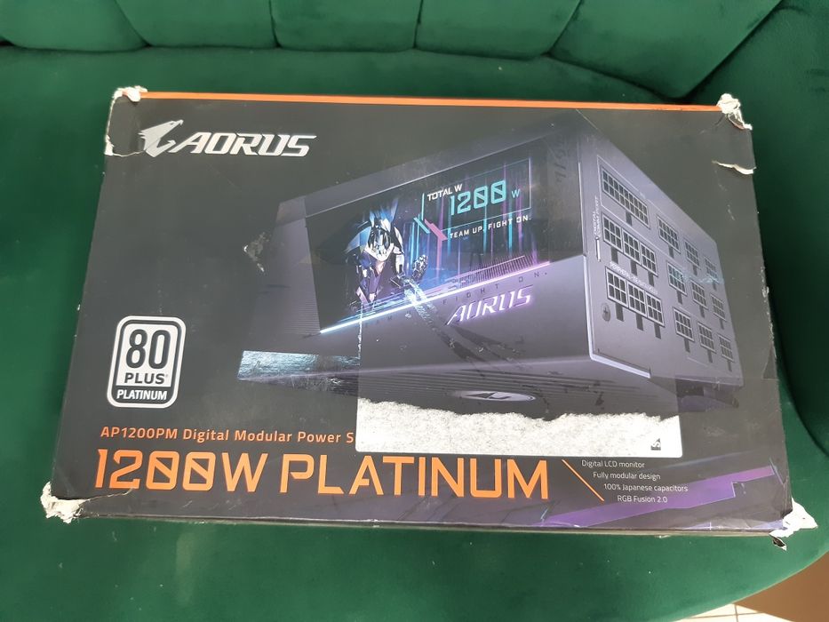Sursa Gigabyte Aorus  P1200W Noua