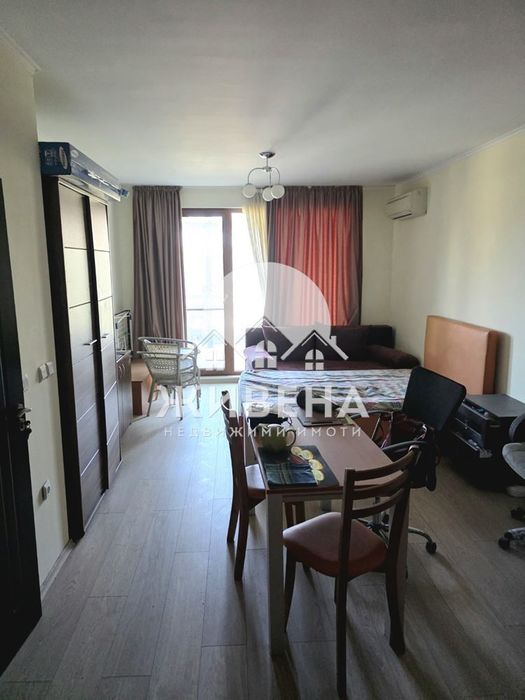 Продава обзаведен 1-стаен апартамент, с.Шкорпиловци, площ 48 кв.м