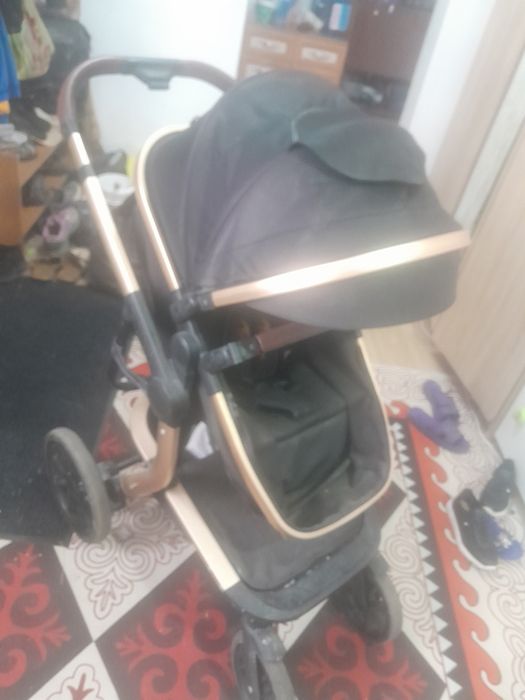 Продам детскую коляску