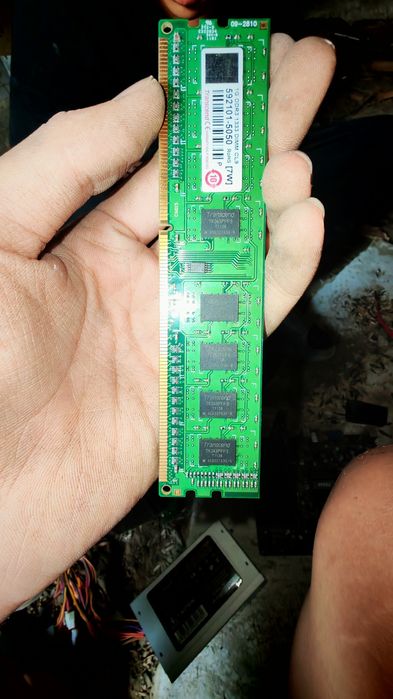 Продаются комплектующие для компьютера.