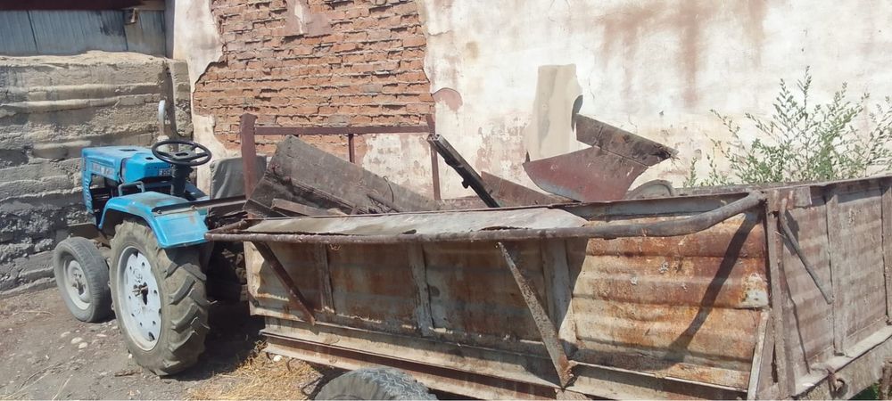 Трактор китайский