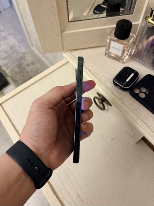 Смартфон iPhone 12 Pro