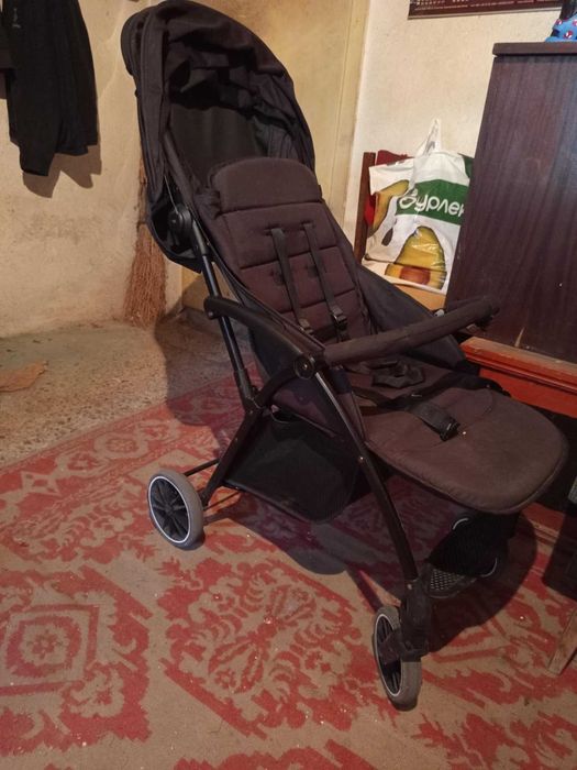 Лятна количка корели