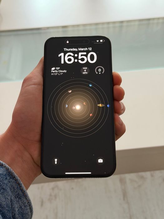 Продавам Iphone 15 pro max 256 GB