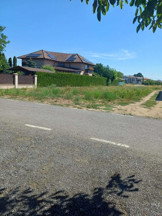 Teren Intravilan 10 ari