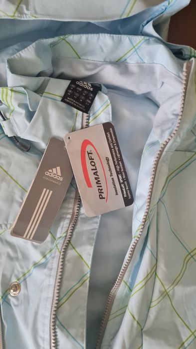 Продам оригинальную куртку адидас