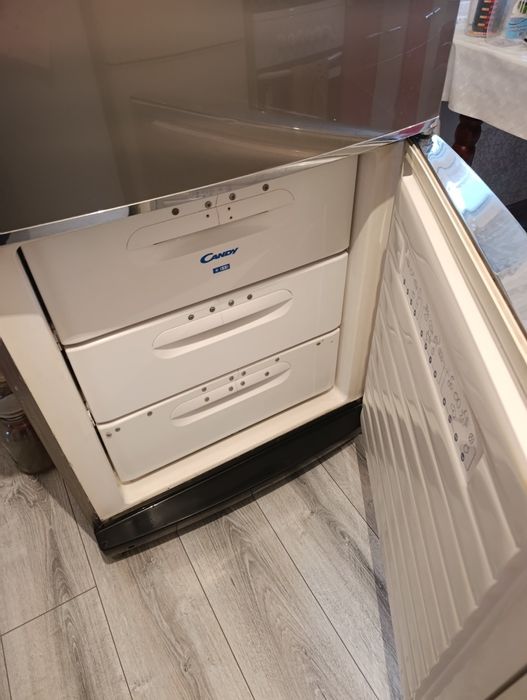 Холодильник марки Candy