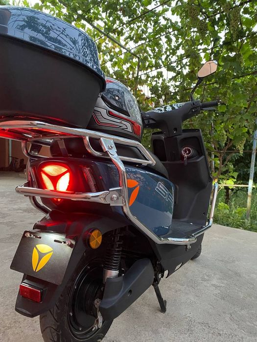 Skuter Yadea Ruibin sotiladi