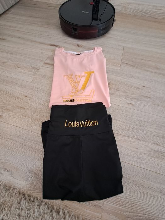 Дамски комплект нов