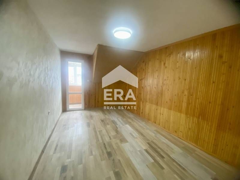 Тристаен апартамент на ул. Борисова