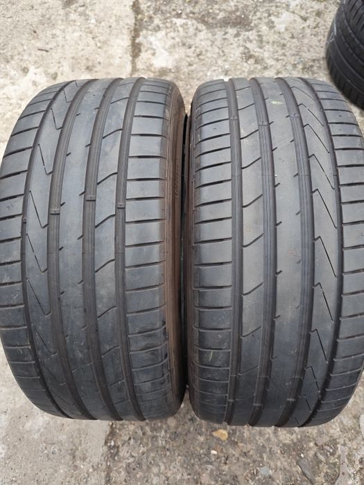 2 anvelope de vara 235-40-19 hankook