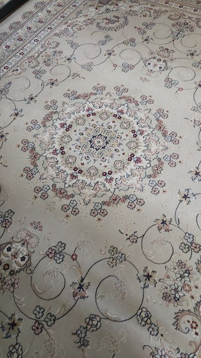 Продам ковры в отличном состоянии