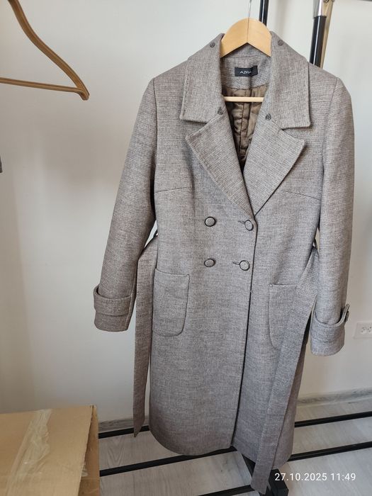 Продам женское пальто