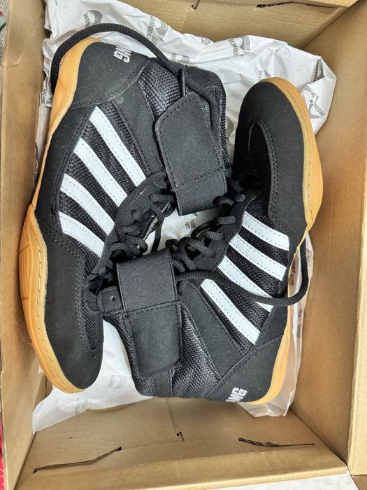 Продам Борцовки черные