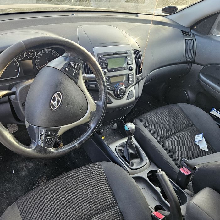 Хюндай И 30 1.6дизел на части