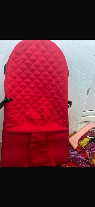 Продам детский шезлонг и коврик