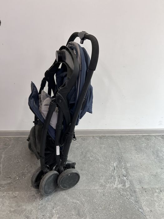 Коляска детская прогулочная