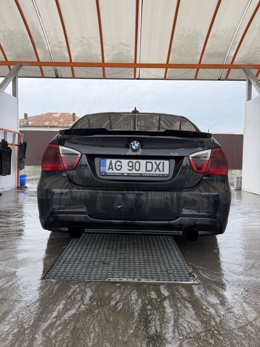 BMW E90 2.0D – Trapă, Manual