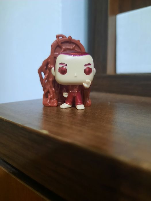 Vând figurine funko pop stranger things