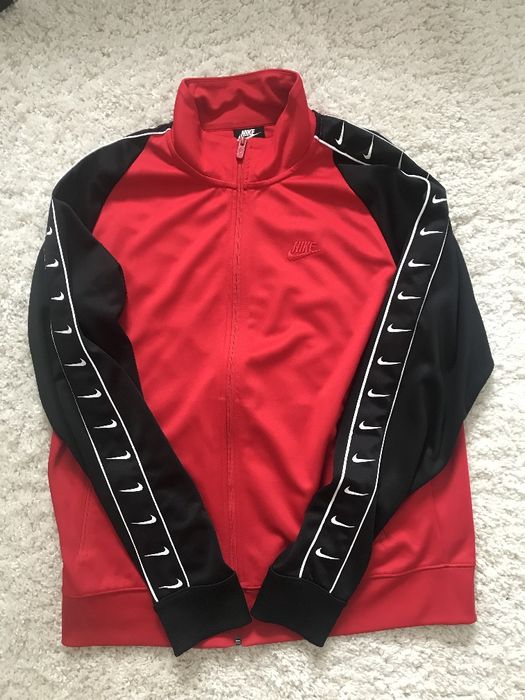 Продам костюм NIKE