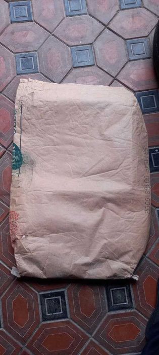 Qop meshok qop mishok 120x70 sotiladi Qogʻoz qoplar sotiladi