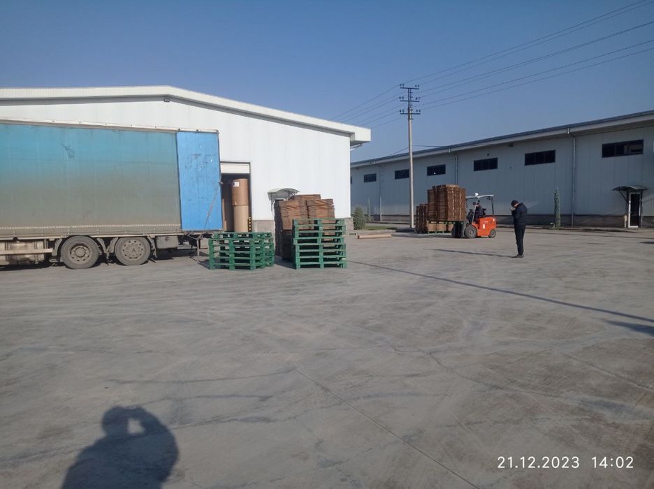 Сдается склад 2500 кв м Новый Узбекистан ориентир Университет Акфа