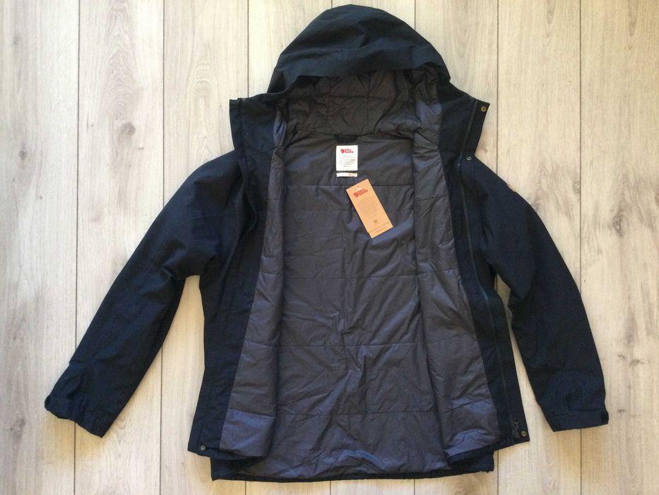 НОВО оригинално черно яке с качулка FJALLRAVEN размер XXL от Германия