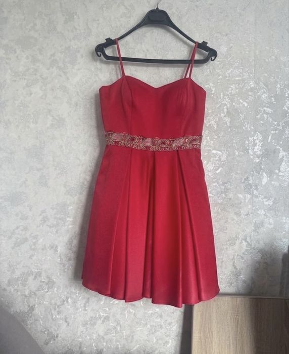 Продам красивое платье