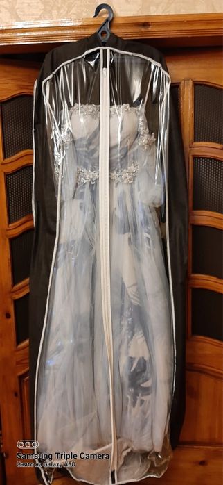 Продам вечернее платье