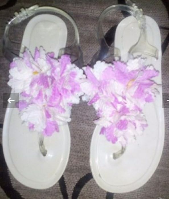 Дамски летни чехли и сандали