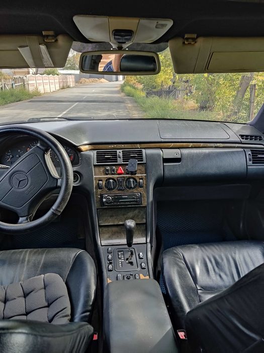 Продажа mercedes 210